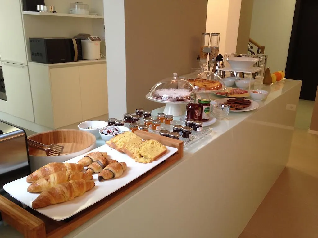 Borgoleoni 18 - Room And Breakfast Ferrara 2*,  Italien