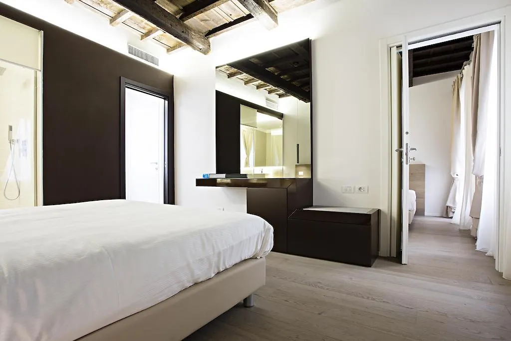 Bed & Breakfast Borgoleoni 18 - Room And Breakfast Ferrara