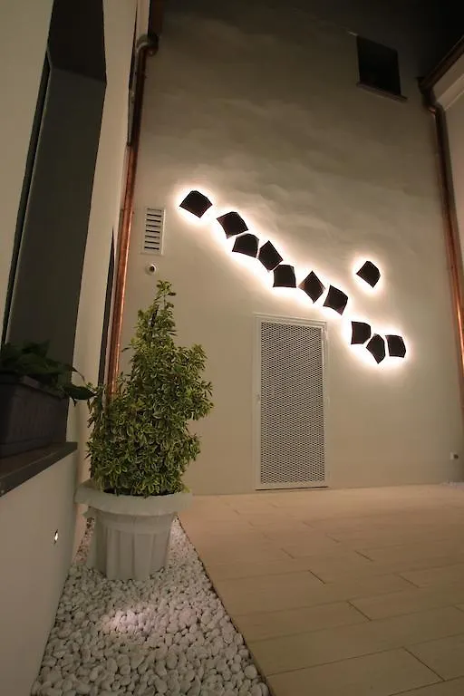 Borgoleoni 18 - Room And Breakfast Ferrara Bed and breakfast