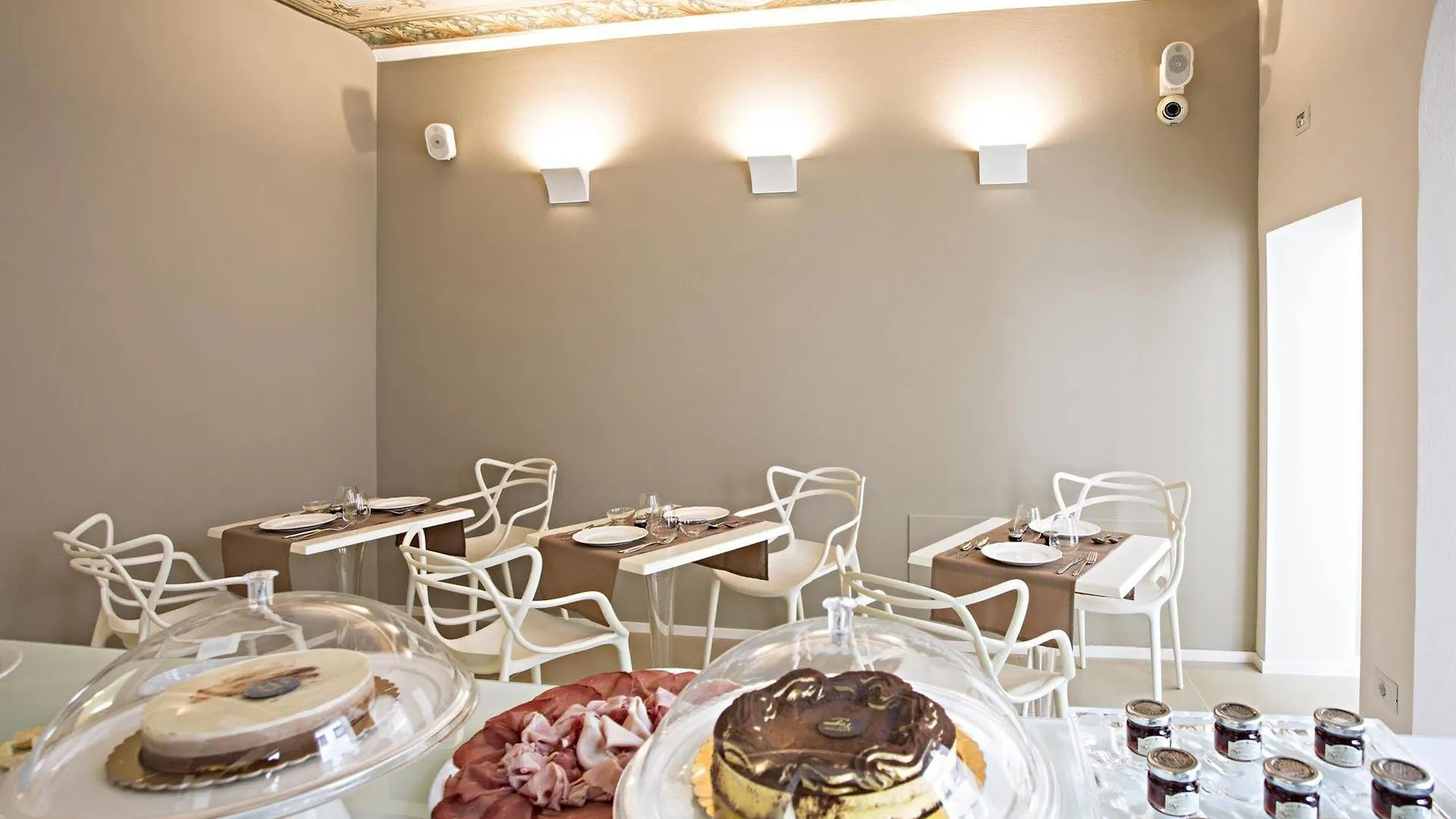 Borgoleoni 18 - Room And Breakfast Ferrara